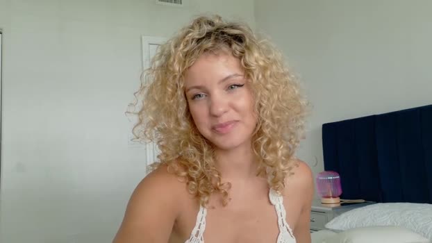 theislandgirl Female Chaturbate 19-06-2025