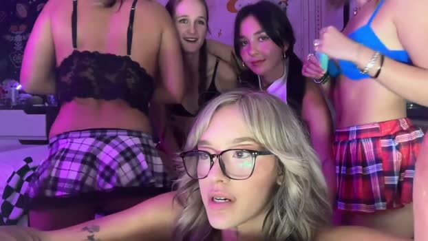 themykalaxo Female Chaturbate 24-06-2025