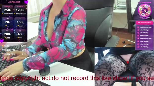 milf_viktoria Couple Chaturbate 25-06-2025