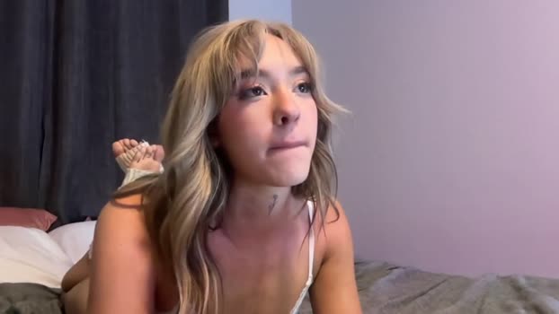 themykalaxo Female Chaturbate 26-06-2025