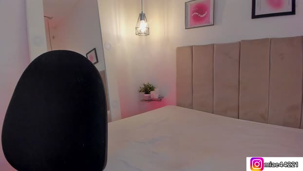 _e_m_m_a_1 Couple Chaturbate 27-06-2025