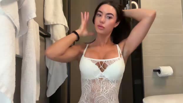 emillyyyx Female Chaturbate 27-06-2025