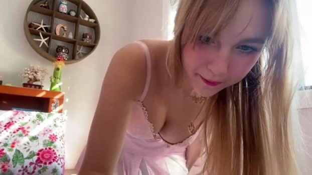 kittengirlxo Female Chaturbate 27-06-2025