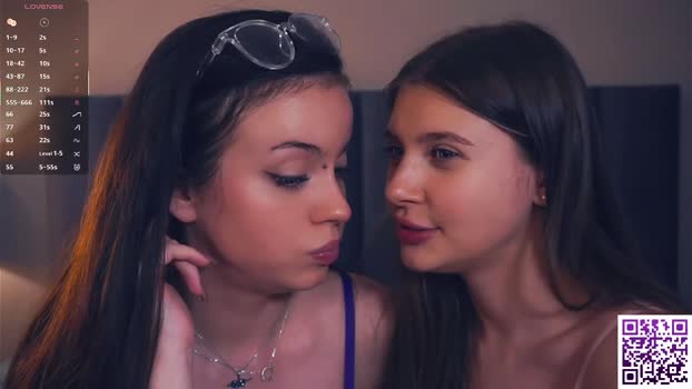 vivid_girls Couple Chaturbate 27-06-2025