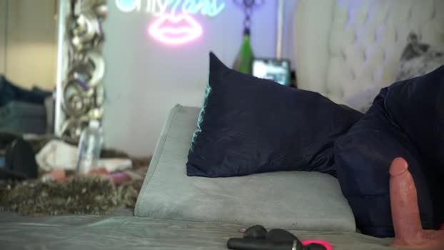 avalonnfoxx Female Chaturbate 30-06-2025