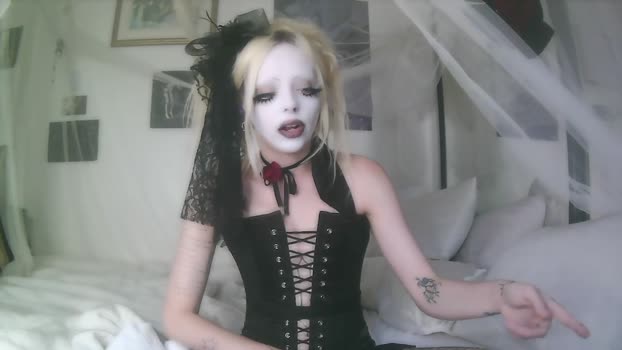 bl0odsyring3 Female Chaturbate 02-07-2025
