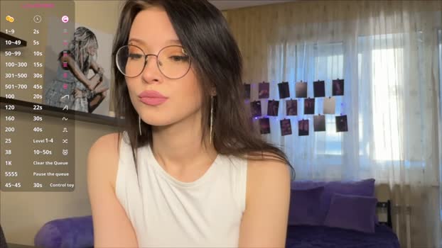 dazzlepuff Female Chaturbate 02-07-2025