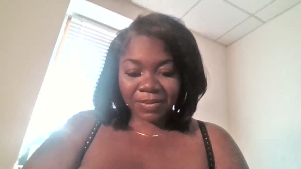 missmilamonroe Female Chaturbate 07-07-2025