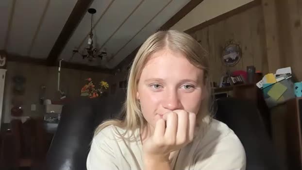 kayleighashford Female Chaturbate 10-07-2025
