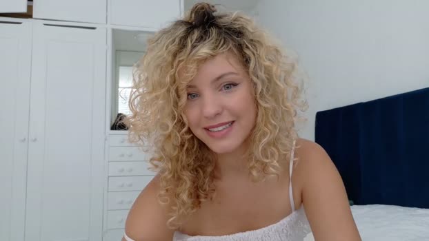theislandgirl Female Chaturbate 13-07-2025