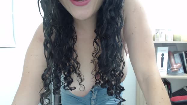 nice_saraa Female Chaturbate 15-07-2025