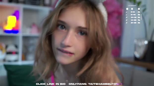 taitehambelton Female Chaturbate 15-07-2025