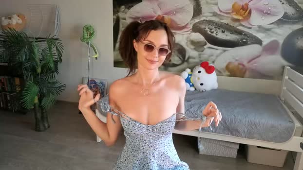 jennycutey Female Chaturbate 17-07-2025