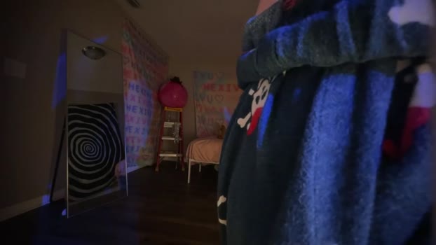 hexivu Female Chaturbate 18-07-2025