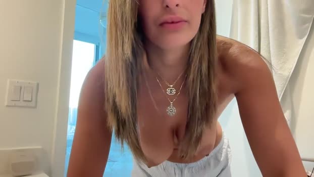 camiliakxoxo Female Chaturbate 19-07-2025