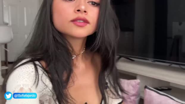 sweet_littleee Female Chaturbate 19-07-2025
