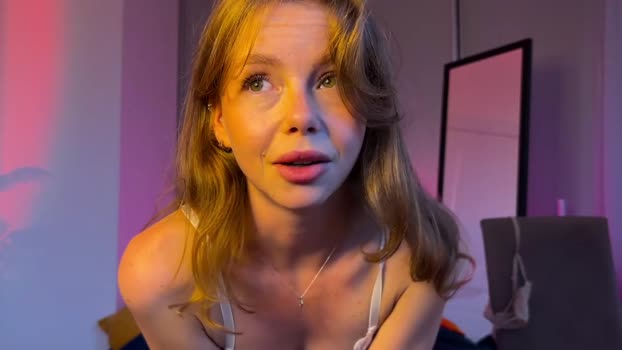 elli_harmon Female Chaturbate 22-07-2025