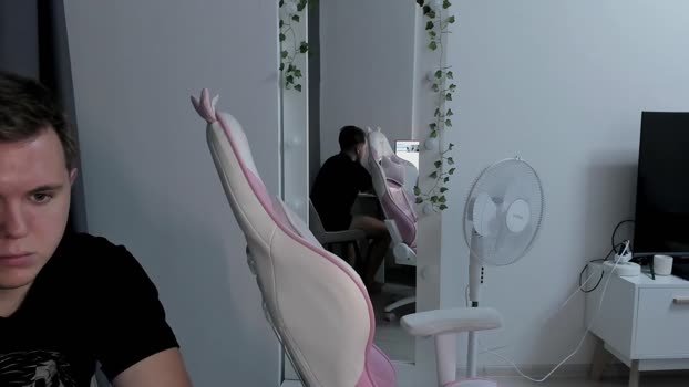kesh_mne Couple Chaturbate 22-07-2025