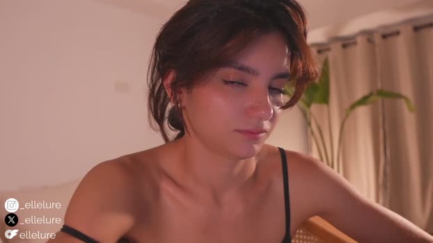 ellelure_ Female Chaturbate 06-08-2025
