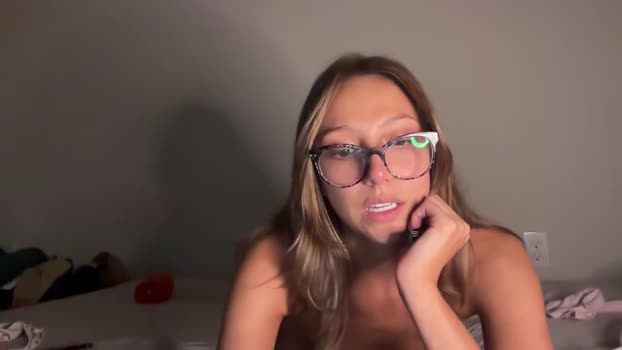 savannaluv Female Chaturbate 06-08-2025