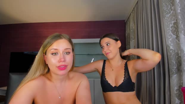 sexxxsirens Couple Chaturbate 05-08-2025