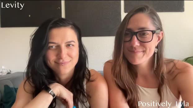 smiles_n_smut Female Chaturbate 06-08-2025