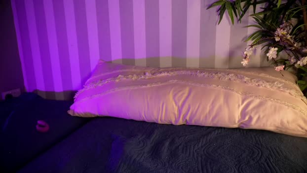 littlee33 Female Chaturbate 06-08-2025