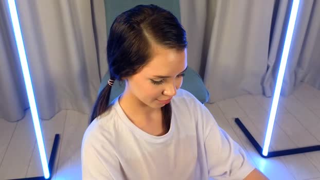 slyshypie Female Chaturbate 06-08-2025