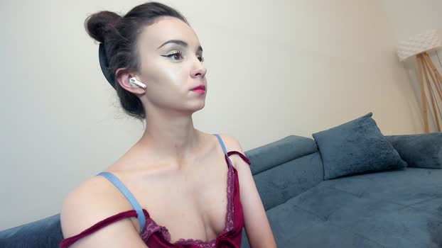ehotlovea Female Chaturbate 12-08-2025