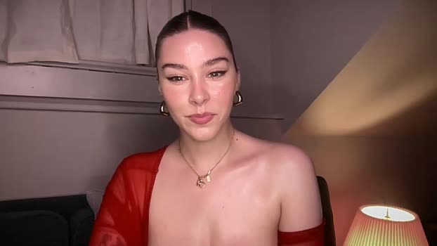 novavangogh Female Chaturbate 17-08-2025