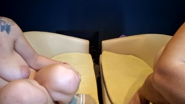 justonetime333 Couple Chaturbate 19-08-2025