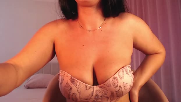 krystal_eve Female Chaturbate 19-08-2025
