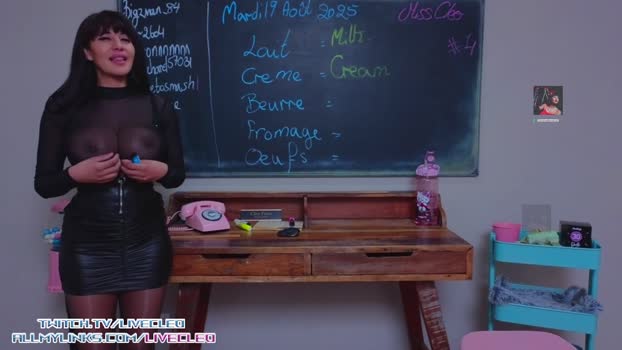 livecleo Female Chaturbate 19-08-2025