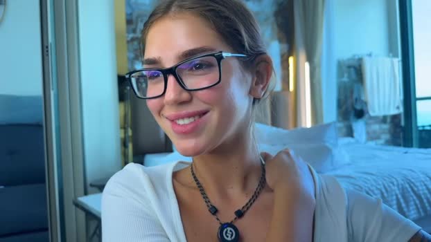 canikissyou_ Female Chaturbate 21-08-2025