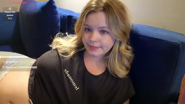 dianaholiday Female Chaturbate 30-08-2025