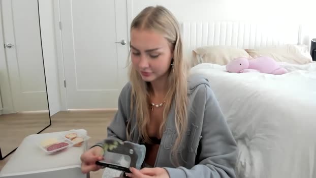 ariah_is_blonde Female Chaturbate 02-09-2025