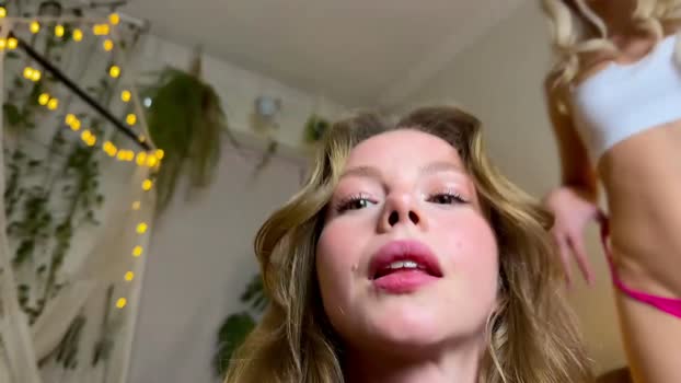 elli_harmon Female Chaturbate 03-09-2025