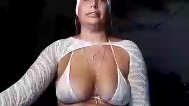deedeemarie02 Couple Chaturbate 08-09-2025