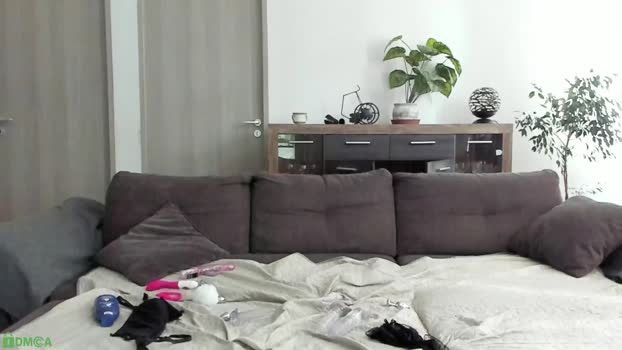 shantallmilf Couple Chaturbate 08-09-2025