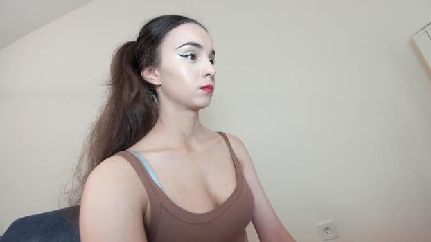 ehotlovea Female Chaturbate 10-09-2025