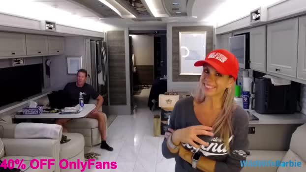 wildwifebarbie Couple Chaturbate 10-09-2025