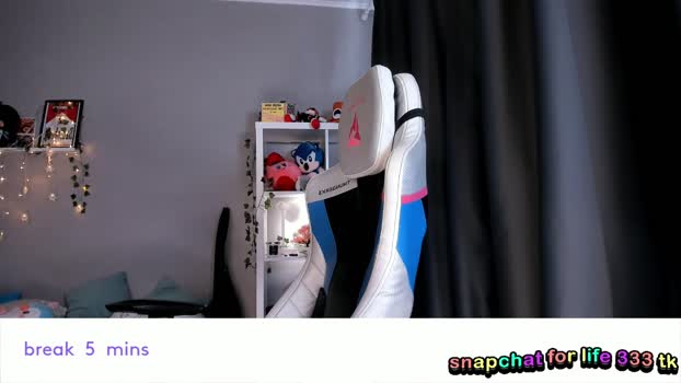 vivian_qwerty Female Chaturbate 11-09-2025
