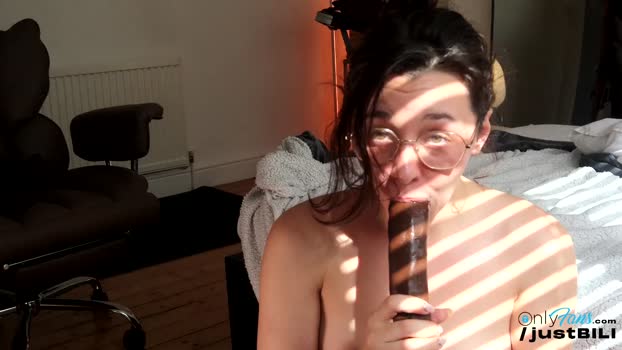 justbecauseiloveit Female Chaturbate 13-09-2025