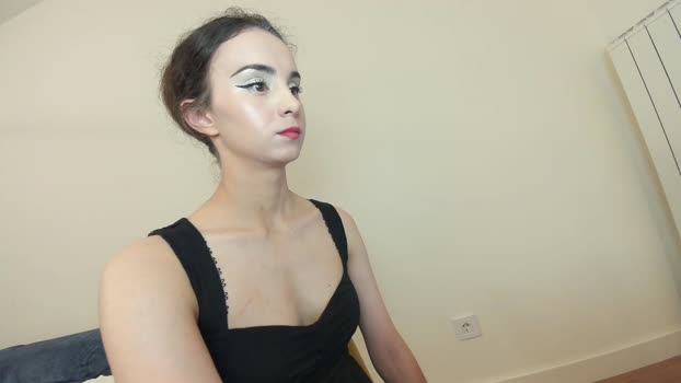 ehotlovea Female Chaturbate 14-09-2025