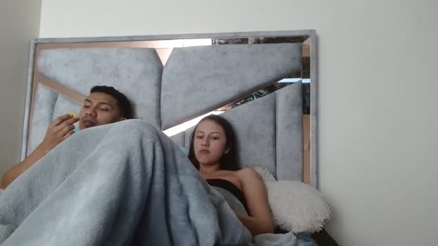 alexvsluisa Couple Chaturbate 17-09-2025