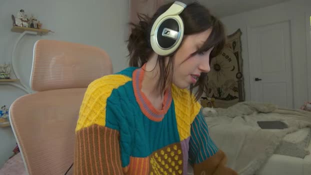 elslove Female Chaturbate 18-09-2025
