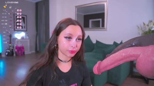 karolineneuer Female Chaturbate 17-09-2025