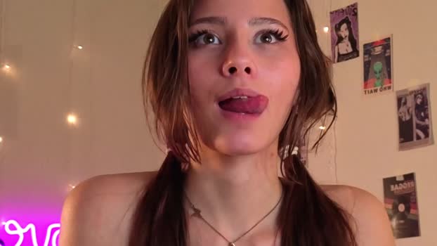 falinecrosthwaite Female Chaturbate 21-09-2025