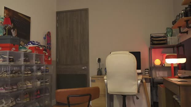 lindabluee Female Chaturbate 23-09-2025