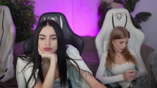 bright_diamonds_054 Couple Chaturbate 25-09-2025